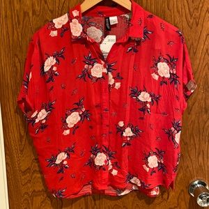 H&M Red Floral Short Sleeve Top
